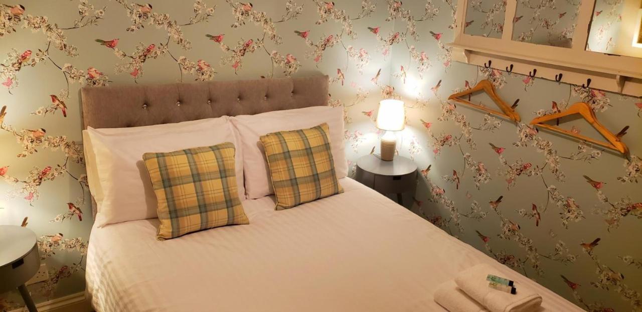 The George Inn Lower Brailes Экстерьер фото