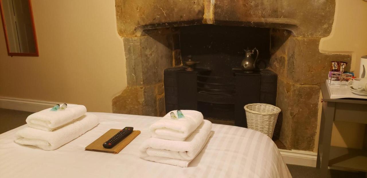 The George Inn Lower Brailes Экстерьер фото